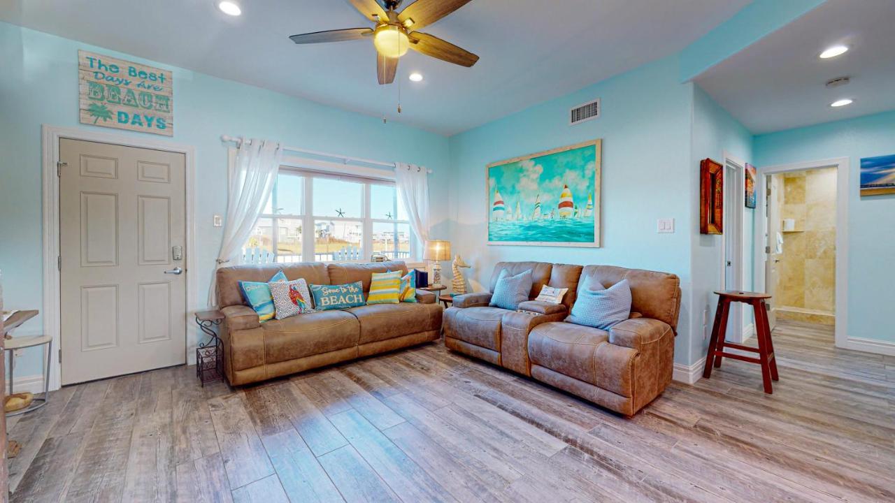 Ir33 1St Floor Condo, 2 Bedroom 2 Bath, Shared Pool, Boardwalk To Beach Port Aransas Zewnętrze zdjęcie